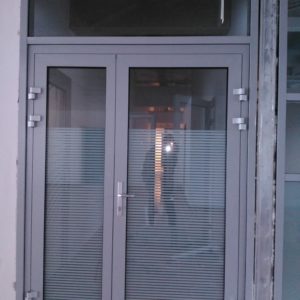 Алюминиевая дверь Alutech GFTD641 Алюминиевая дверь Alutech GFTD641